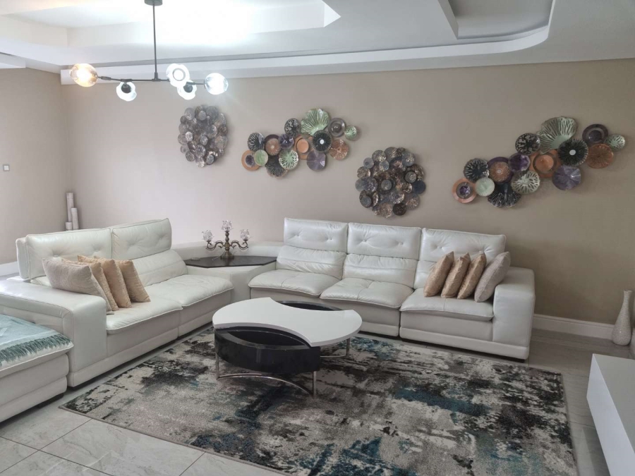 5 Bedroom Property for Sale in Nahoon Valley Park Eastern Cape